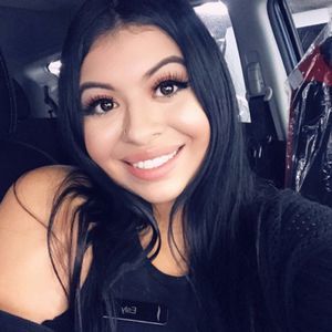 Meet your Posher, Esly